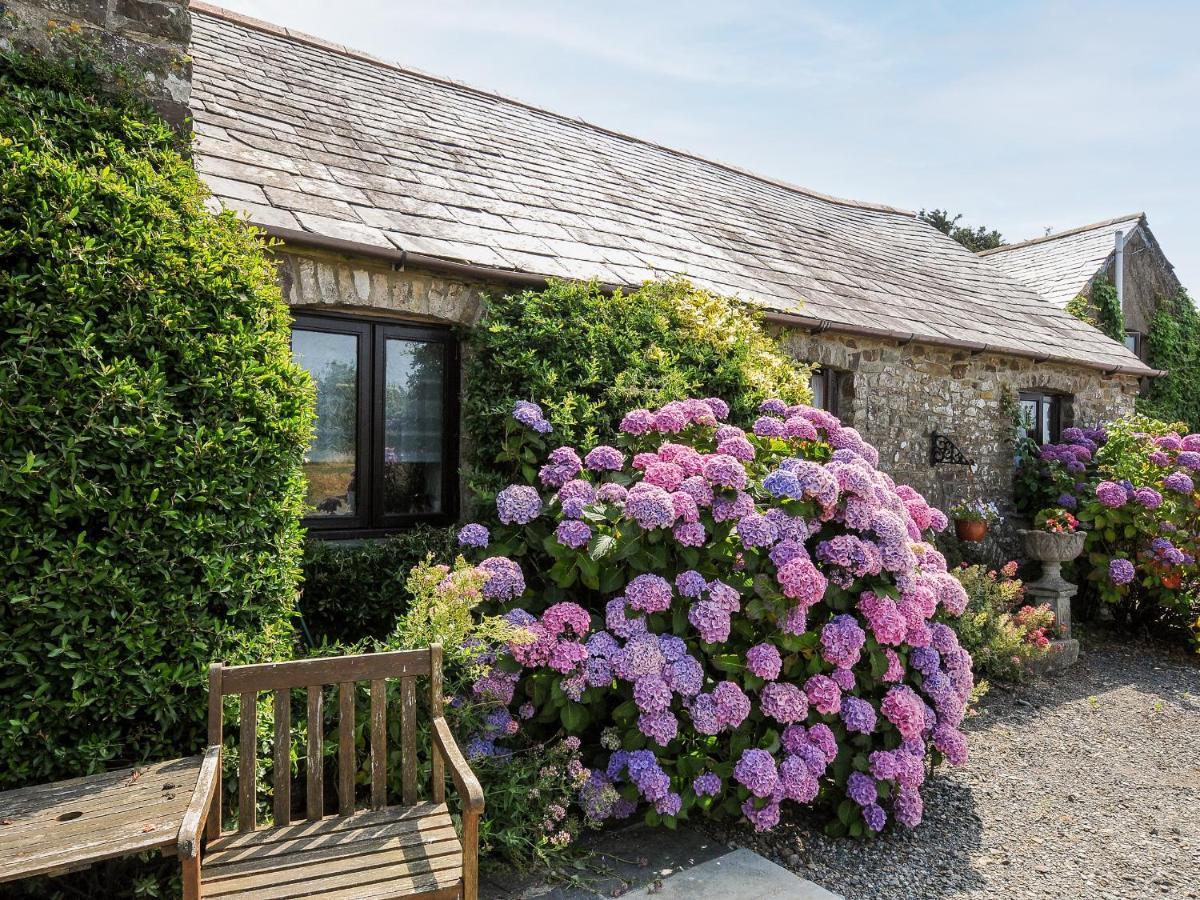 Coach House Cottage Bude Buitenkant foto